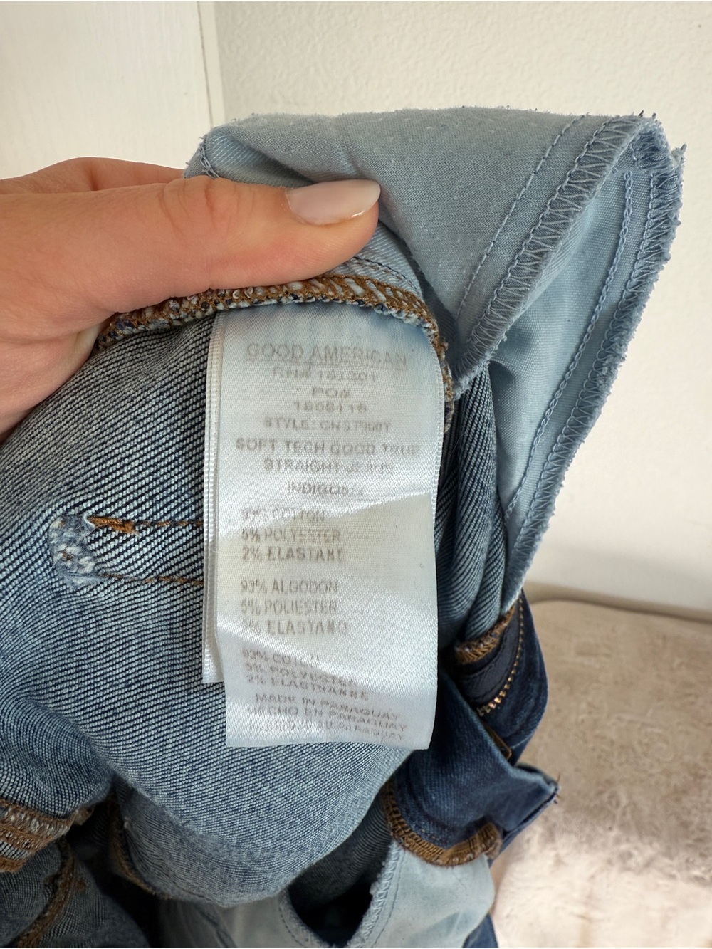 Good American High-Rise Indigo Straight Jeans - Picture 3 of 3